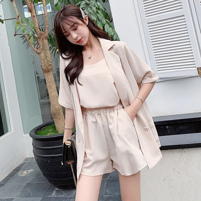 

2019 Summer new Strap tops + Turn-down Collar Half sleeve blazer jacket + high waist shorts 3 pieces suits women shorts suits