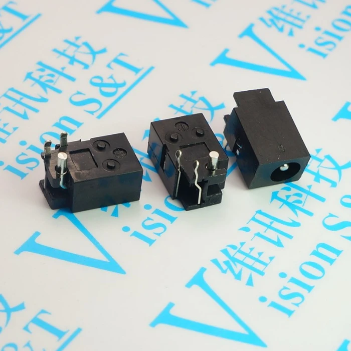

10PCS/LOT DC023 DC023A 4.0 * 1.7 Three-pin power outlet card Connector