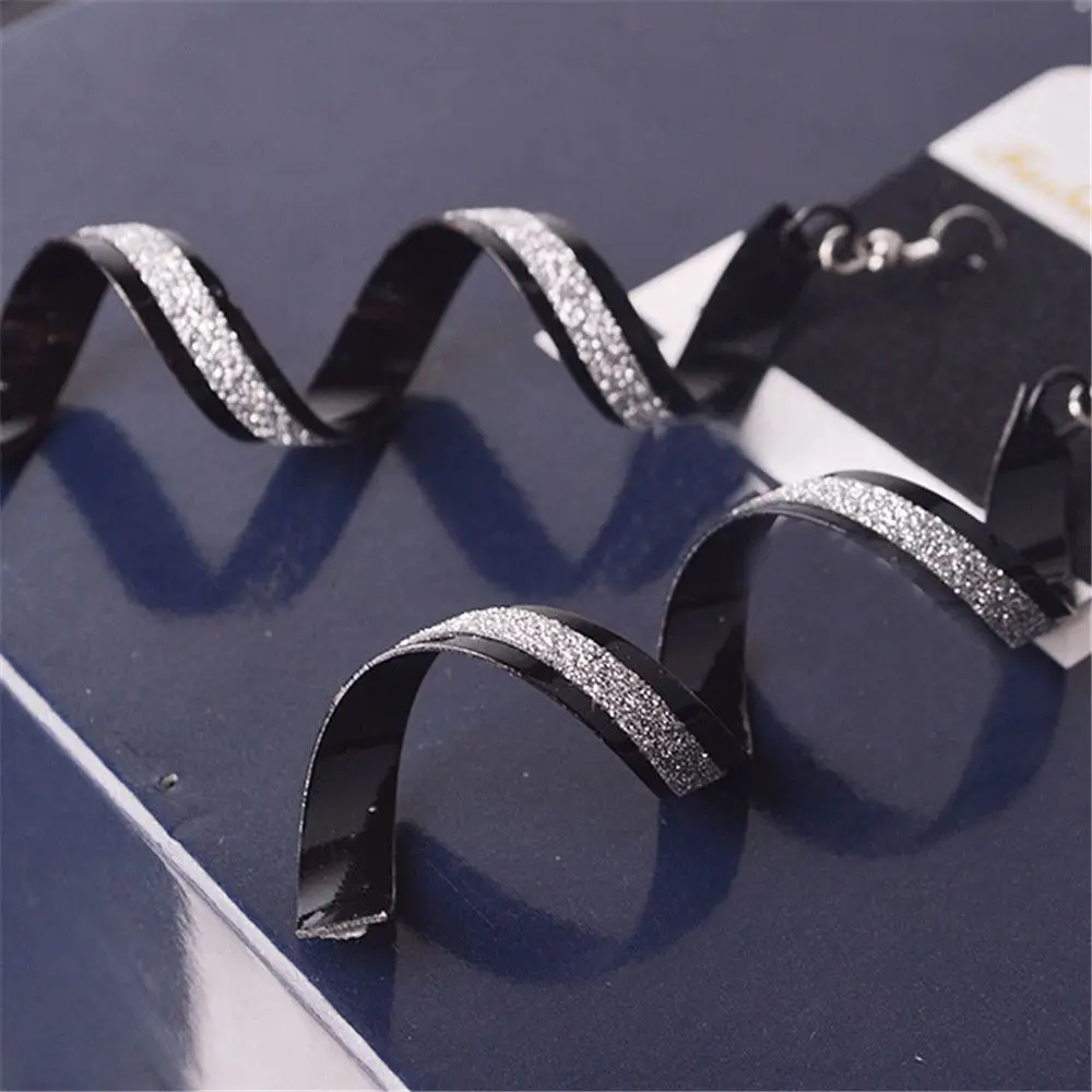 Punk Women Twist Spiral Earrings Lady Girl Dangle Earring Charm Jewelry Valentine's Day Gift Silver Gold Black Long Earrings - Image 4