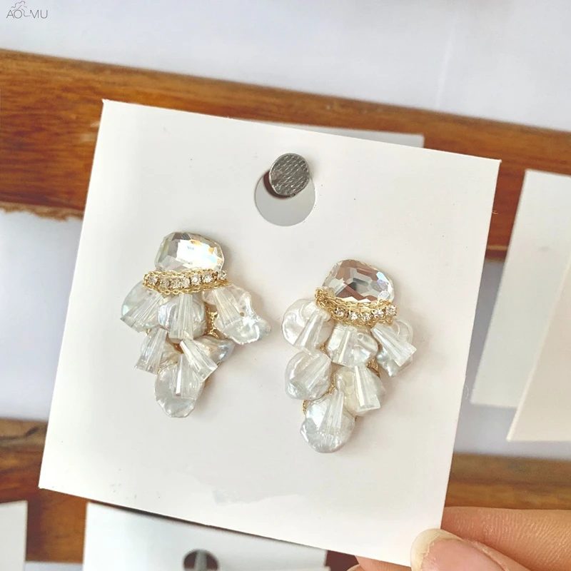 

AOMU Exaggeration Vintage Rhinestone Crystal Pearl Geometric Irregular Hand Made Stud Earrings for Women Girl Party Gift Brincos