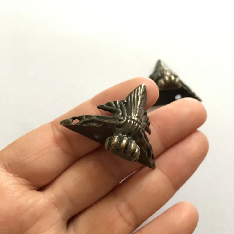 Corner-Protector-Bronze-Tone-Antique-Brass-Jewelry-Gift-Box-Wood-Case-Decorative-Feet-Leg-4-1x2 (3)