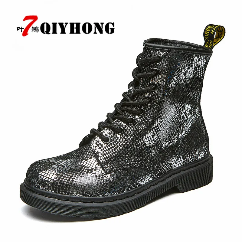 

QIYHONG Botas Mujer Women Martin Boots Winter Warm Shoes Punk Flat Heel Boots Fashion Women'S Boots Brand Woman Feminina Ankle