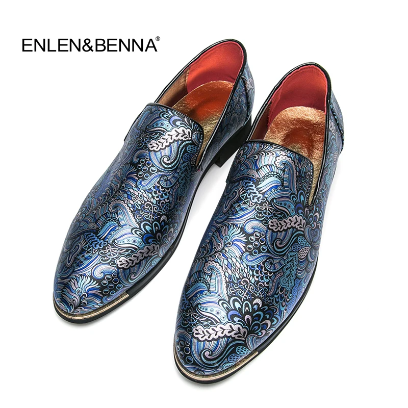 

2018 Men Dress Shoes Autumn Fashion Leather Shoes For Men High Quality Casual Men Shoes Pointed toe Mens Flats Men Wedding Shoes