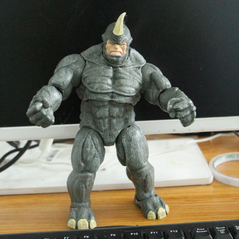 

Marvel Reverse Character Rhino Joints Moveable PVC Figure Model Toys in Movie Spdierman 22cm