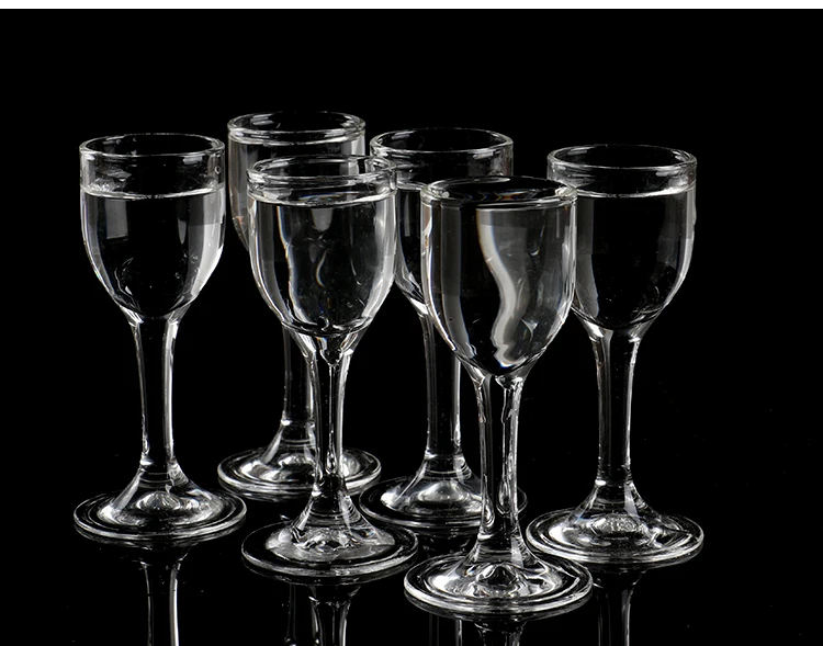 lead-free-glass-handmade-blown-Chinese-Baijiu-Vodka-shot-glass-liqueor-glass_08