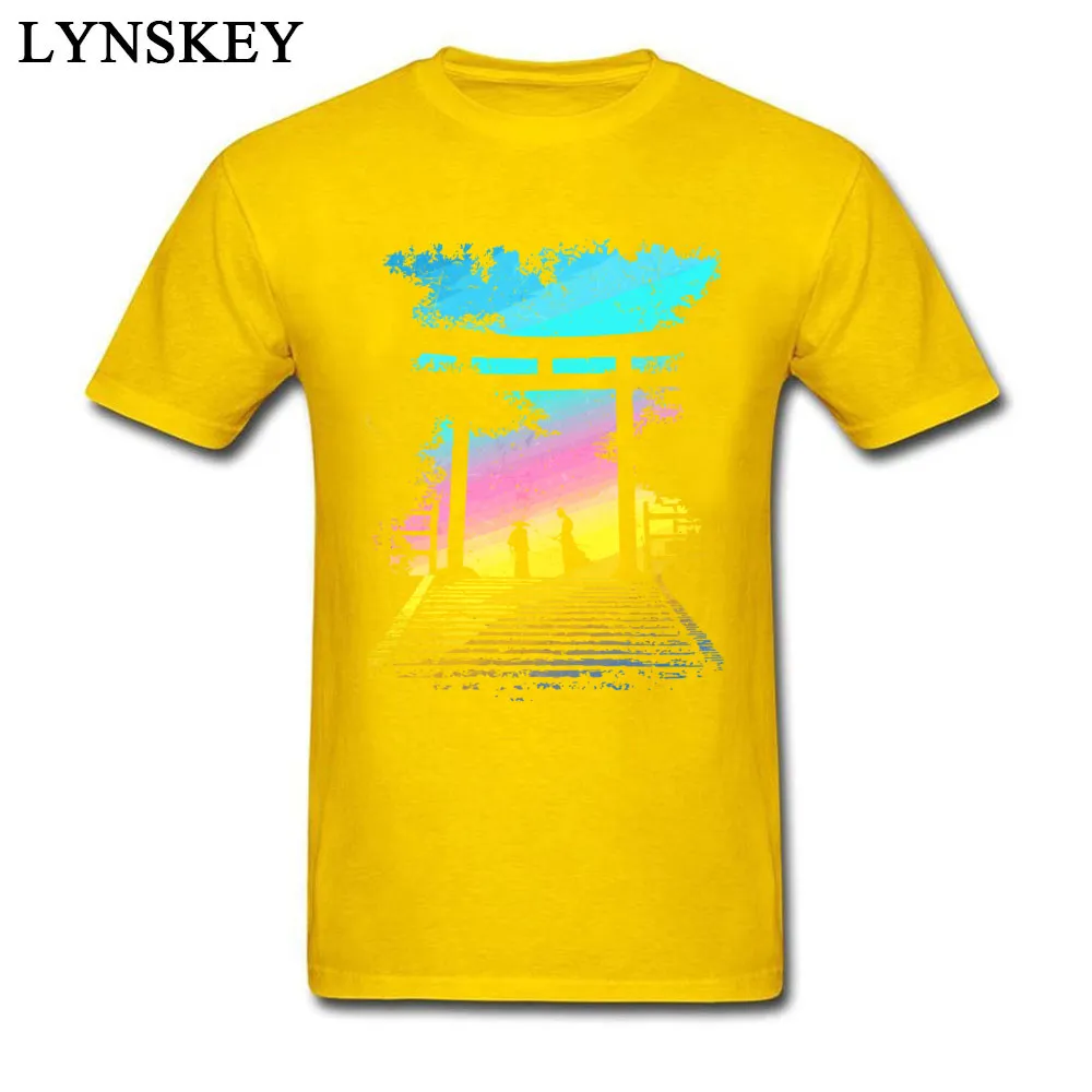 Men Tops Shirt Brand New Birthday T-Shirt 100% Cotton Round Neck Short Sleeve Normal Group Tee Shirt Top Quality Wholesale Two Samurai Ronin Ready to fight by Sunrise at the Torii gate yellow