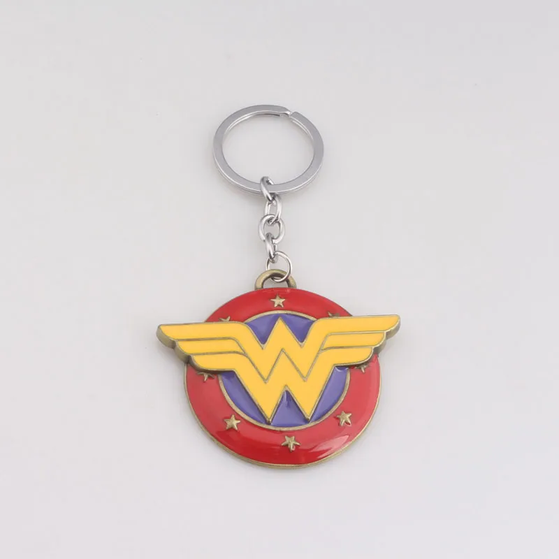 Comics Wonder Woman брелок Подвески Круглый древний бронзовый Щит Оружия W логотип брелок Лига Справедливости llaveros ювелирные изделия подарок - Цвет: k342