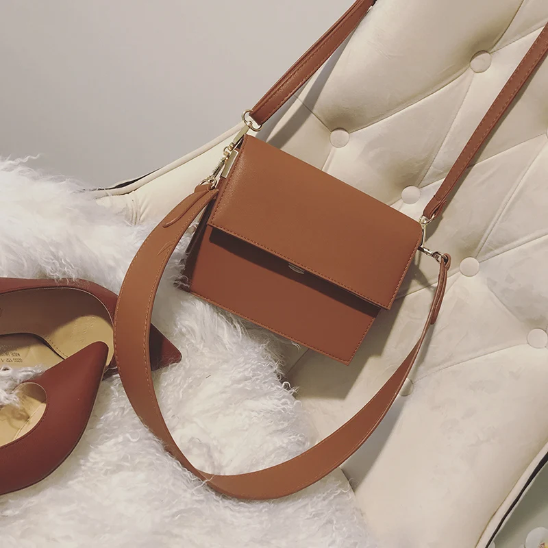 women leather handbag (6)