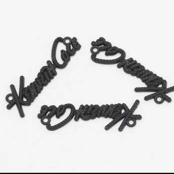 

200 pieces high quality clothing private trademark metal clothing labels alloy main labels 1.3*4.5cm fashion sewing labels