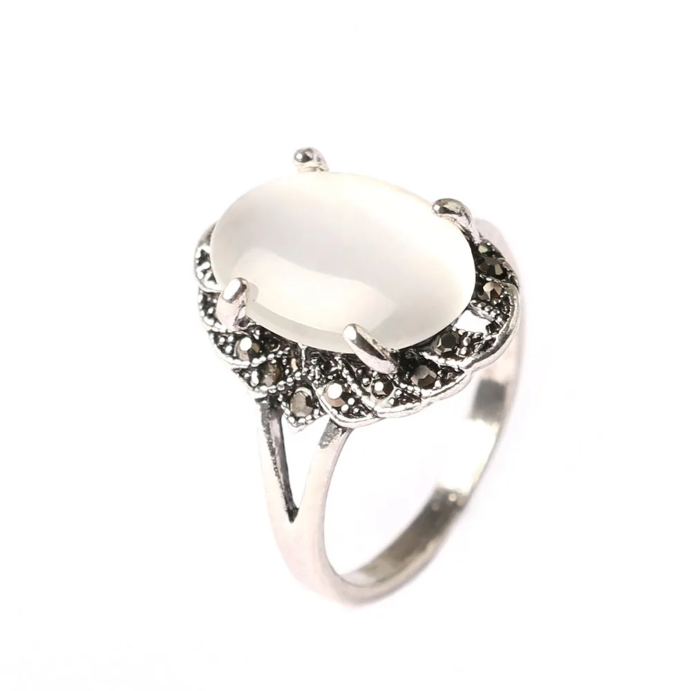 

Free Shipping Fashion Vintage Jewelry Antique Silver Plated Retro white Oval Natural Stone Opal Rings For Women gift wholesale