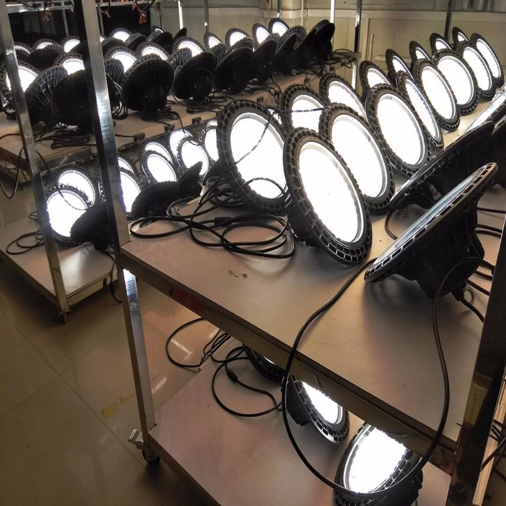 Lampen industrieel luz taller workshop officina lampe garage led warehouse ufo baladeuse lighting high bay Light 100w