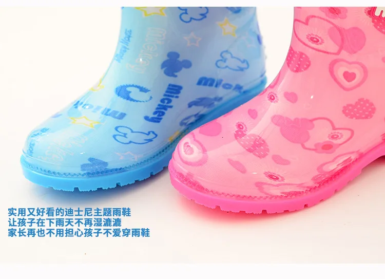 Новинка года; детские противоскользящие ботинки с Микки Мими для мальчиков и девочек; Детские хлопковые непромокаемые сапоги; теплая водонепроницаемая обувь для малышей; Размеры 26-37