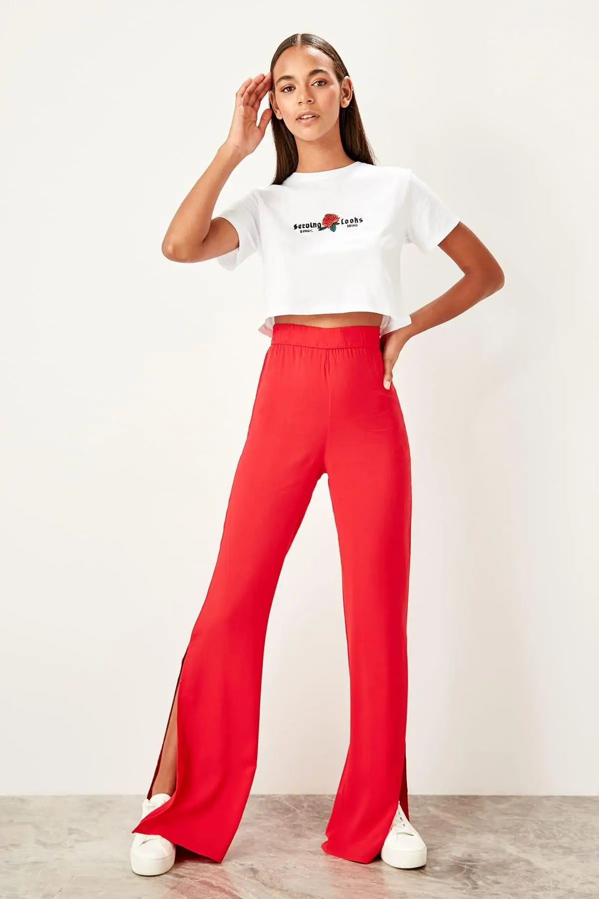 

Trendyol Red Slash Detaylı Pants TWOSS19PL0094