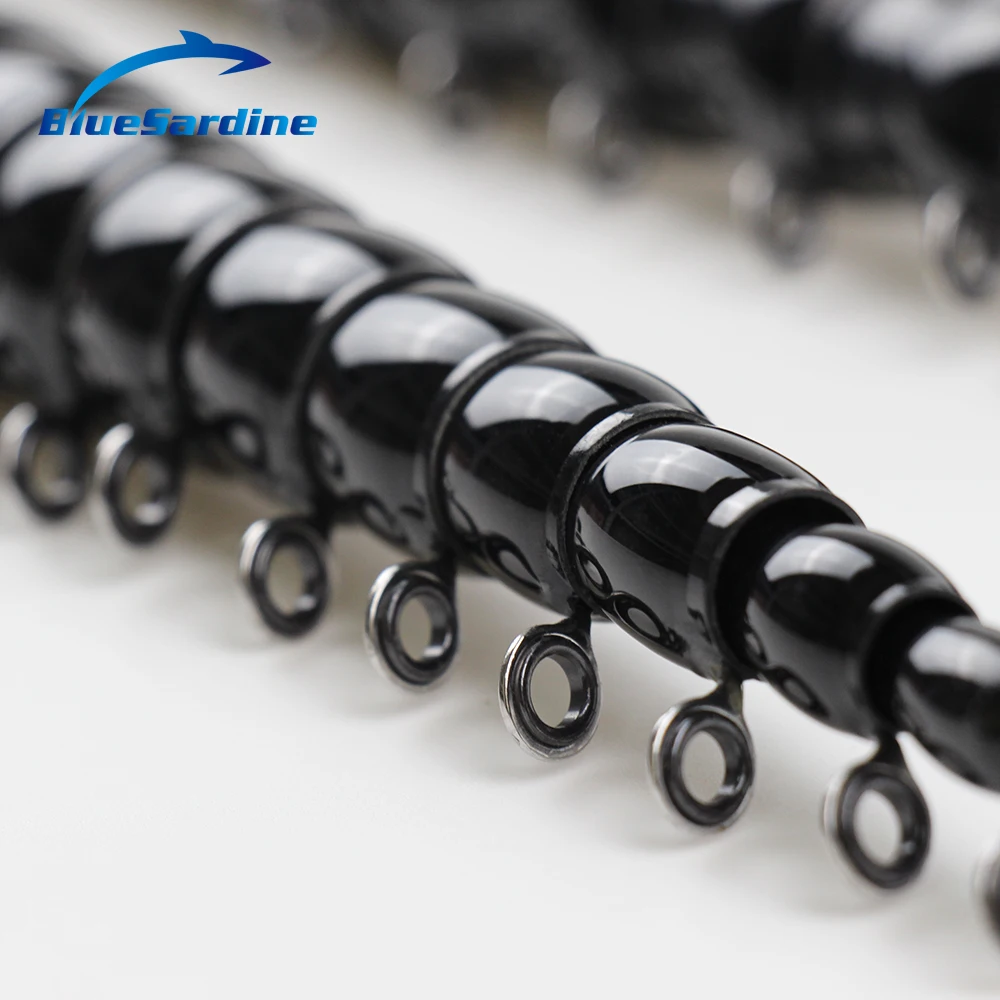 BlueSardine جديد تصميم تلسكوبي الصيد رود تيار اليد ألياف الكربون الصب خفيفة الوزن المتانة الغزل قضبان BlueSardine جديد تصميم تلسكوبي الصيد رود تيار اليد ألياف الكربون الصب خفيفة الوزن المتانة الغزل قضبان