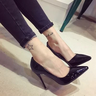 

2019 spring and autumn new European station nude color pointed high heels stiletto black work shoes-1