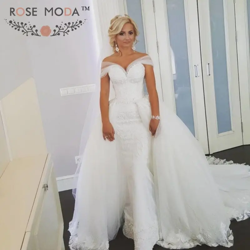 

Rose Moda Off the Shoulder Short Sleeves Lace Mermaid Wedding Dress with Removable Train