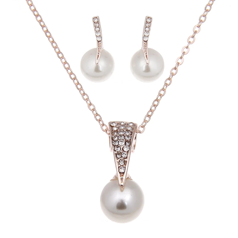 

Hot Fashion Wholesale Alloy Crystal Simulation Pearl Pendant Necklace Stud Earrings Jewelry Set for Women Bride Wedding Bijoux