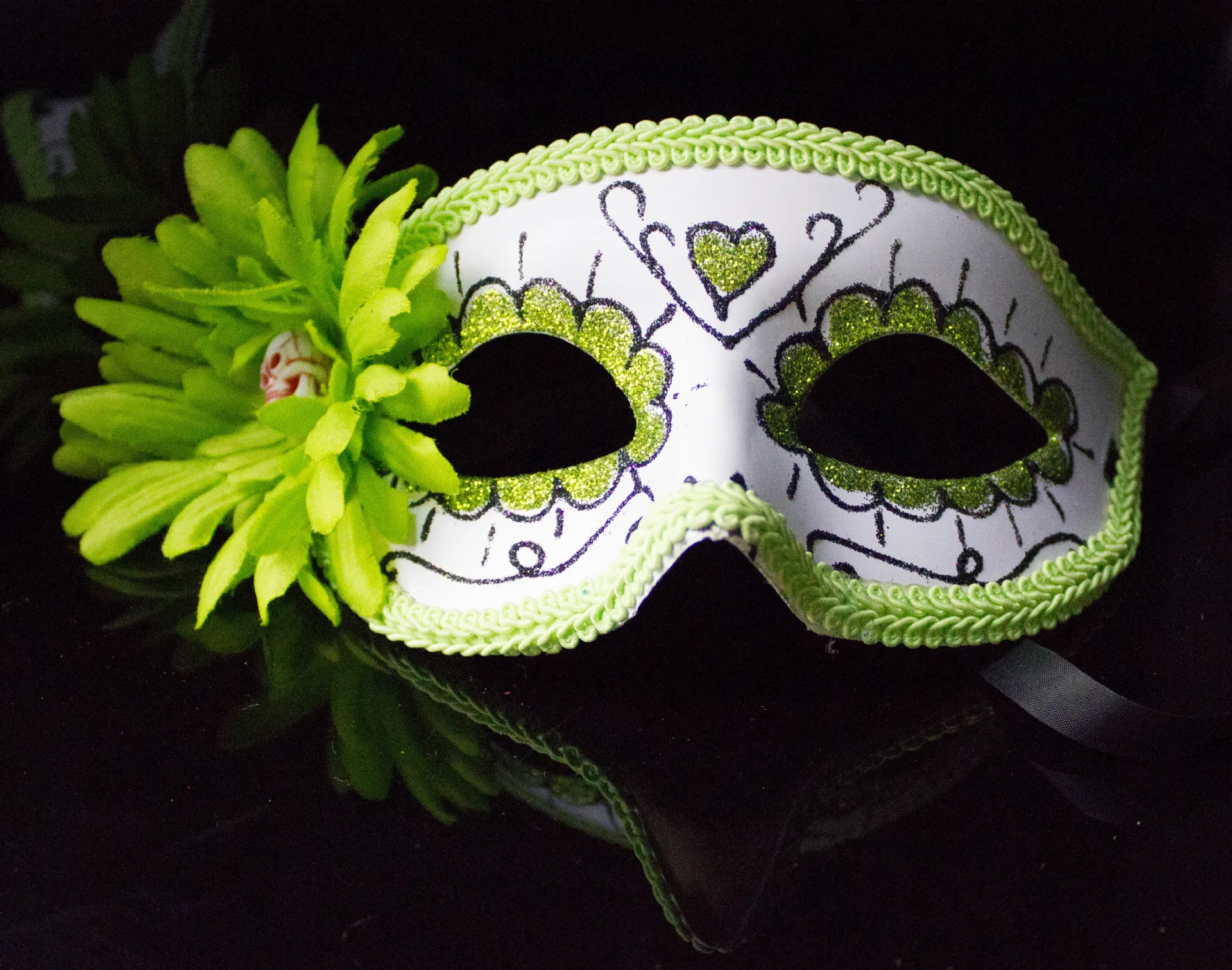 The New High Grade Side Flower Mask Masquerade Dress Adult Children
