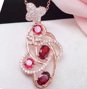

Natural garnet pendant Butterfly style Free shipping 925 sterling silver 0.55ct*4pcs gemstone T18103010