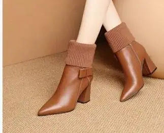 

2018 new European and American new thick with pointed Martin boots.
