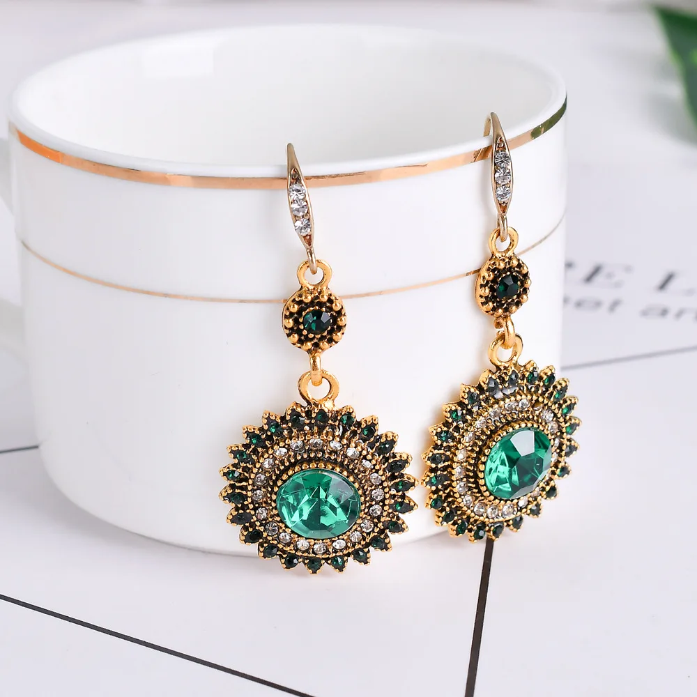 

Bohemian Earrings Ethnic Sunflower Metal Dangle Earrings Geometric Blue Black Hollow for Aretes Femme Mujer Party Jewelry Gift