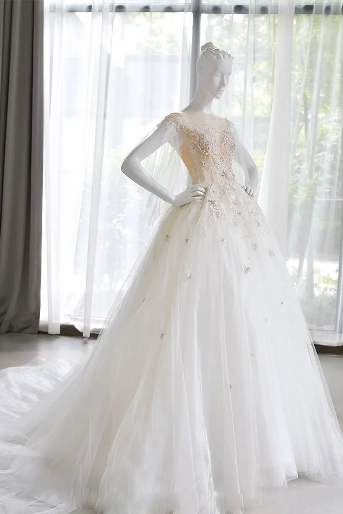 

Gorgeous Illusion Boat Neck Ball Gown Crystal Appliques Big Wedding Dress With Flare Sleeves Pincess Pearls Bridal Gown YW60