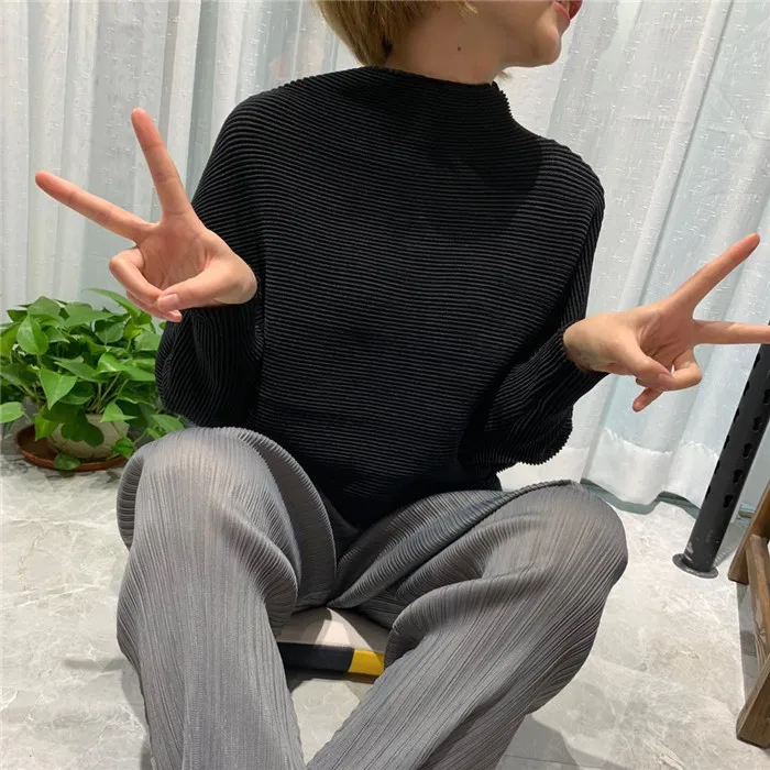 Новинка весны miyake сложенный Малый стоячий воротник футболка рукава «летучая мышь» небольшой площади плиссированные пуловер T