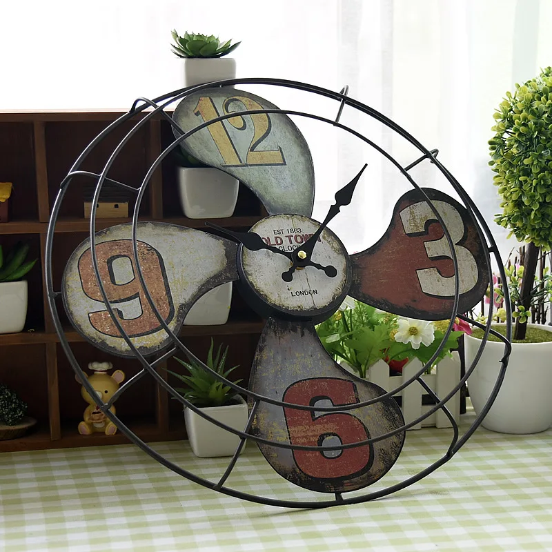 Европейский ретро вентилятор настенные часы в форме, железные настенные часы, украшение дома кулон, украшение комнаты