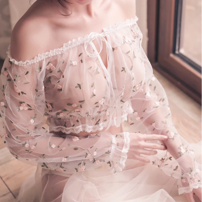 

Blusas Mujer De Moda 2019 Lace Edge Underwear Flower Embroidery Slash Neck Long Sleeve Blouse Blouse Women