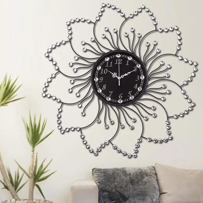 

TUDA 2018 Free Shipping Sunflower Shape Iron Wall Clock For Living Room Iron Clock Diamond Wall Clock Mute Large Wall Clock