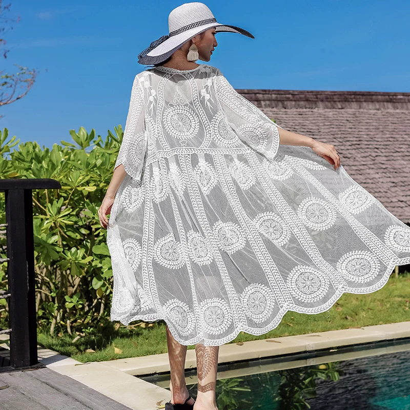 

Fashion white lace shirt women long embroidery cardigans coat female thin korean 2019 summer sun protection cardigan jacket
