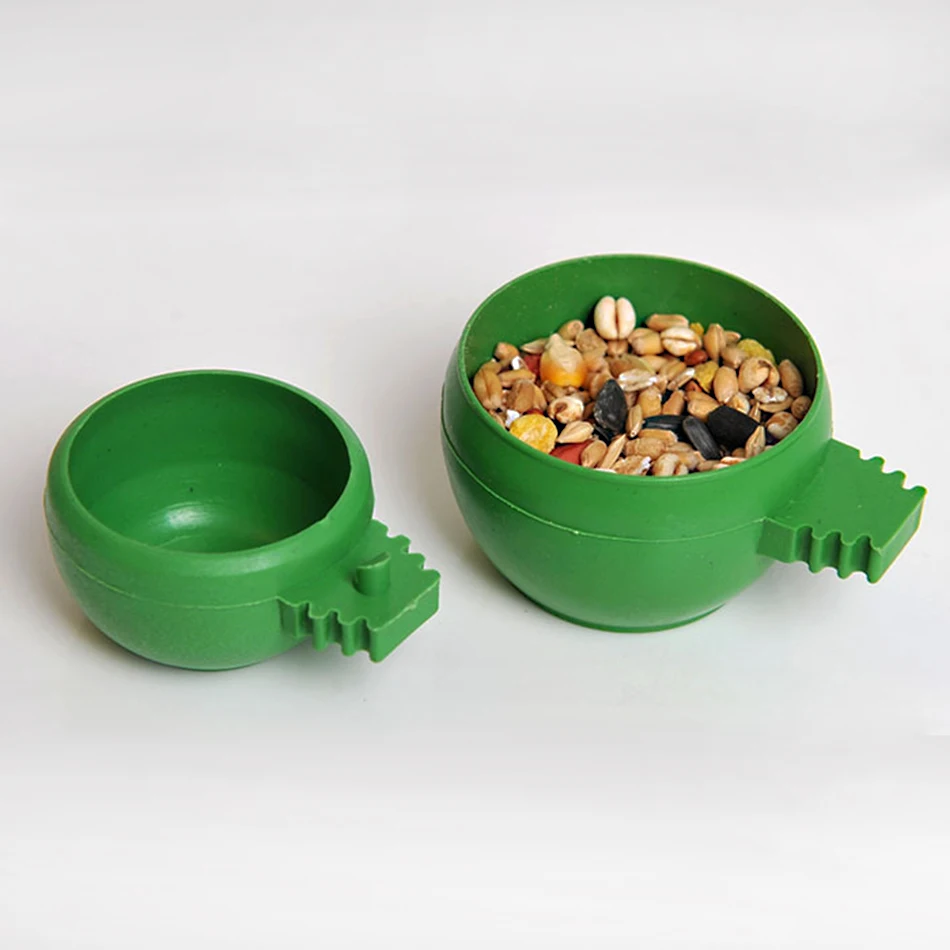 Plastic Bird Chicken Feeding Plate Pigeon Coop Fowl Drinker Bowl Poultry Water Drinking Cup Aviary Budgie Cockatiel Peony Feeder