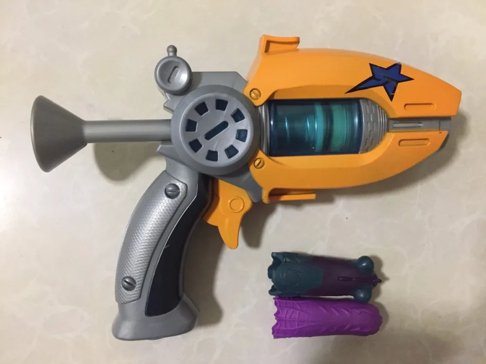 Горячая продажа мультфильм аниме Slugterra Play Shot Gun игрушка дать 2 пули 1 фигурку как