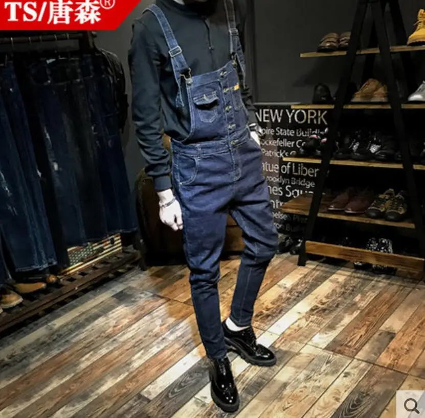 

26-34 New 2018 Men's clothing GD Hair Stylist fashion Korean jean bib pants Little feet conjoined pants singer costumes