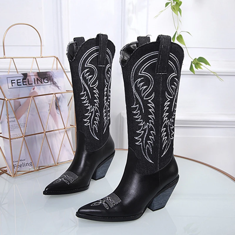 Botas Bordado Black rojo De marfil Dedo Tacón Mstacchi Altas Extraño Retro Las Pista azul Puntiagudo Vaquero Para Del Flor Rodilla 2019 Pie Mujeres PBqHw5