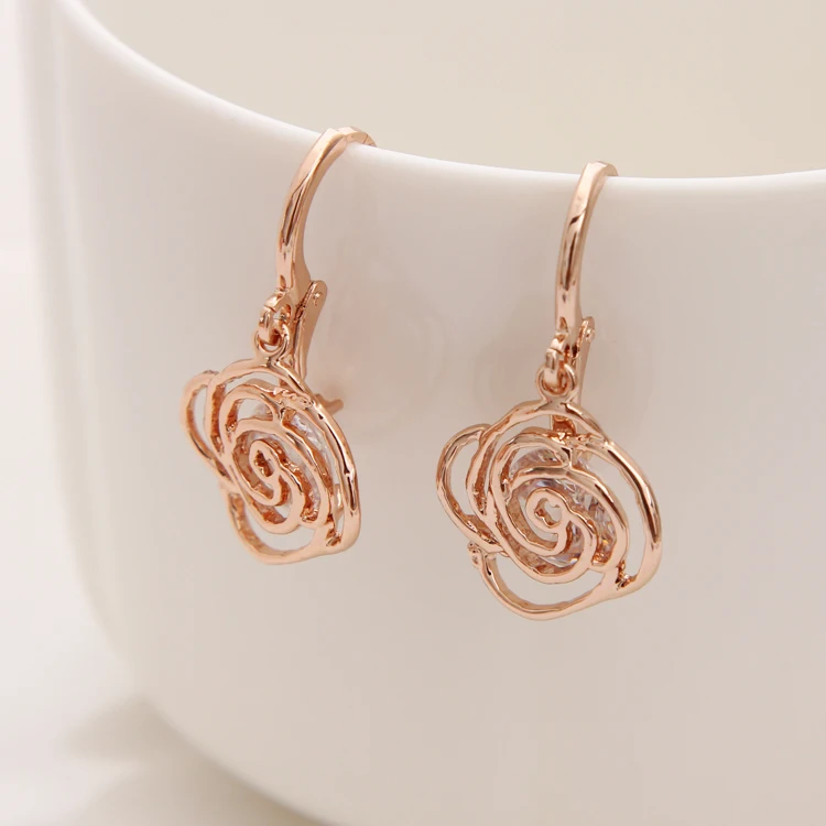 

Top Sale Fashion Lovely Temperament Crystal Cz Clear Rose Flower Women Dangle Drop Earrings for Wedding/Party