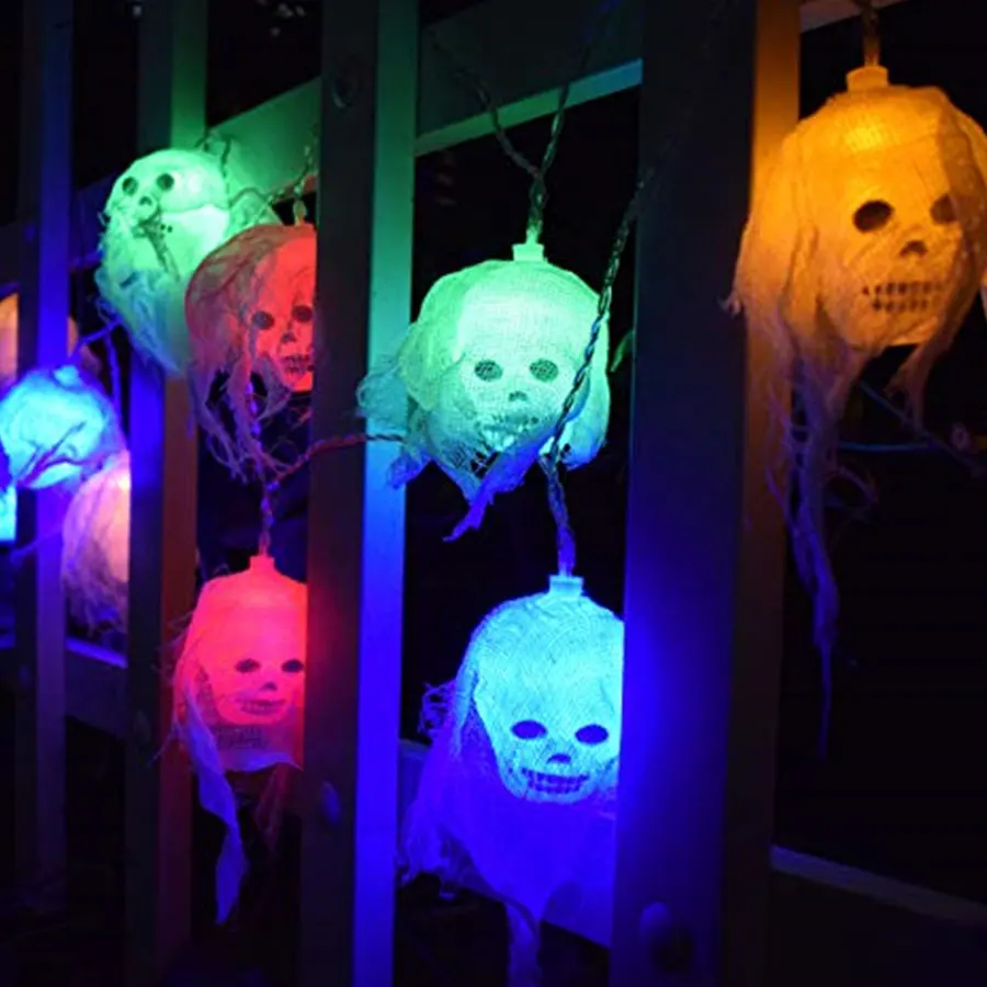skull-shaped-led-string-lights