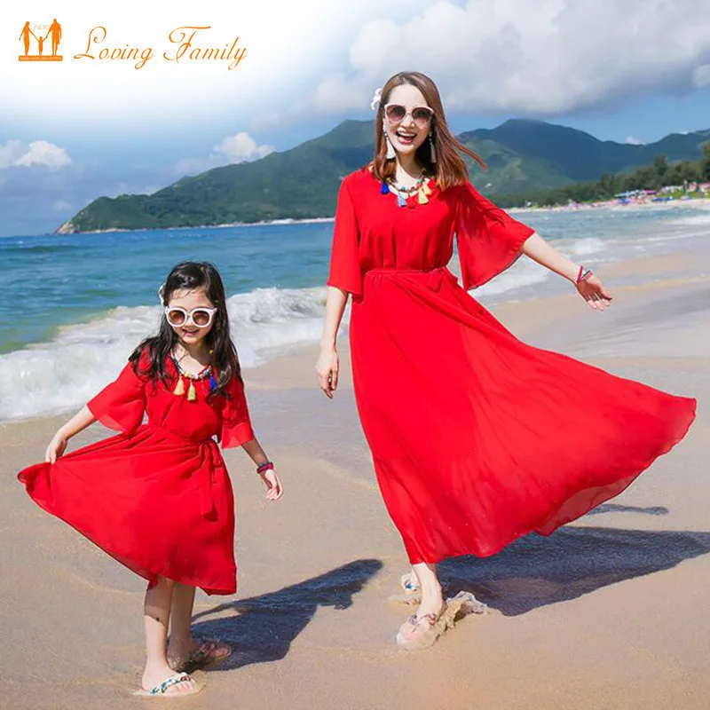 

Family Matching Outfits Mother Daughter Dresss 2019 Summer family look girl and mother Girl Dress Vestidos Family Clothing