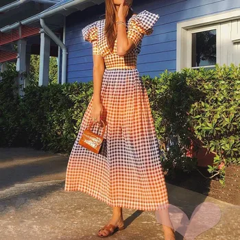 

2019 new rainbow skirt with impingement pattern for women, V-collar high waistband lantern short-sleeved long dress