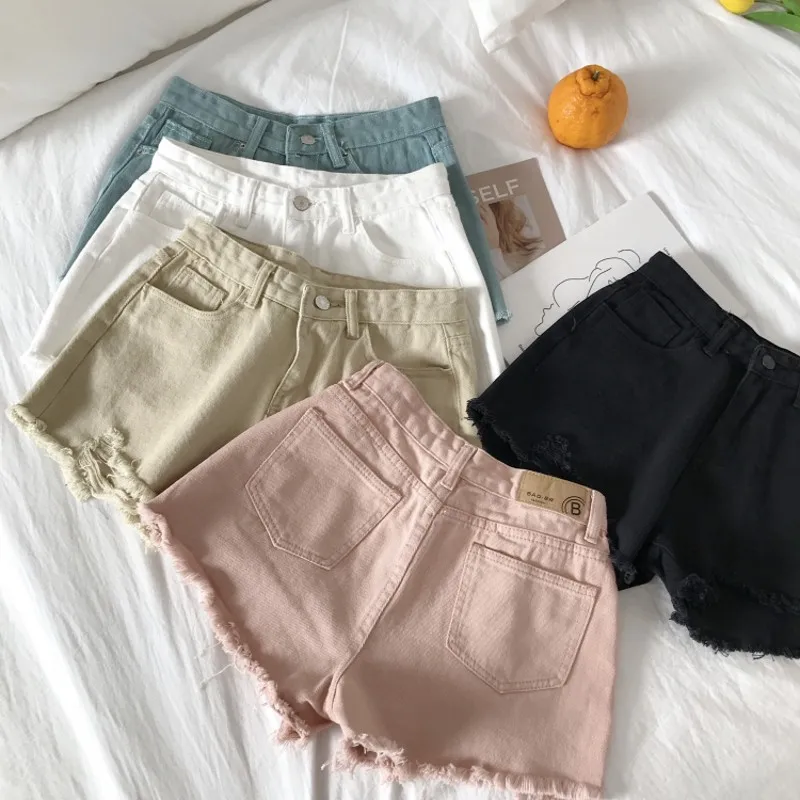 

Elegant Ripped Hem Denim Shorts 2019 New Summer Mid Waist Zipper Fly Casual Woman Bottoms Straight Leg Loose Shorts Jeans