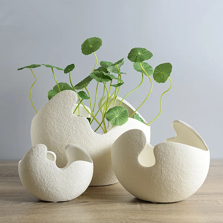Image handmade crative white modern ceramic vase egg shell shaped for homes decorations