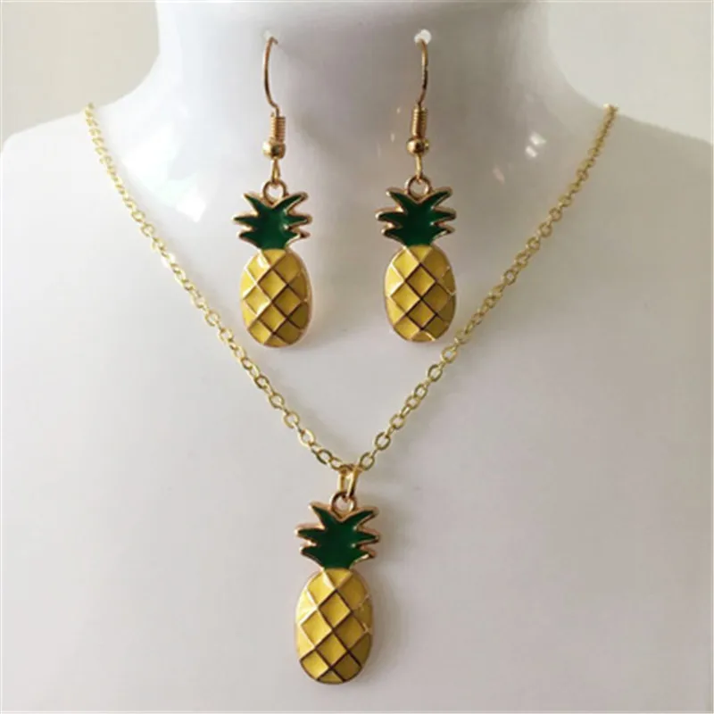

European fashion fruit Yellow pineapple jewelry sets include 1 earrings and 1 necklaces for women as party gift made by alloy