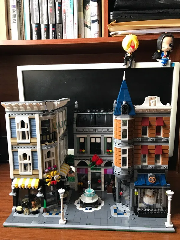 

LEPIN 15019 4002Pcs Street View series Rally plaza Model Building Blocks Set Bricks Toys For Children Gift 10255