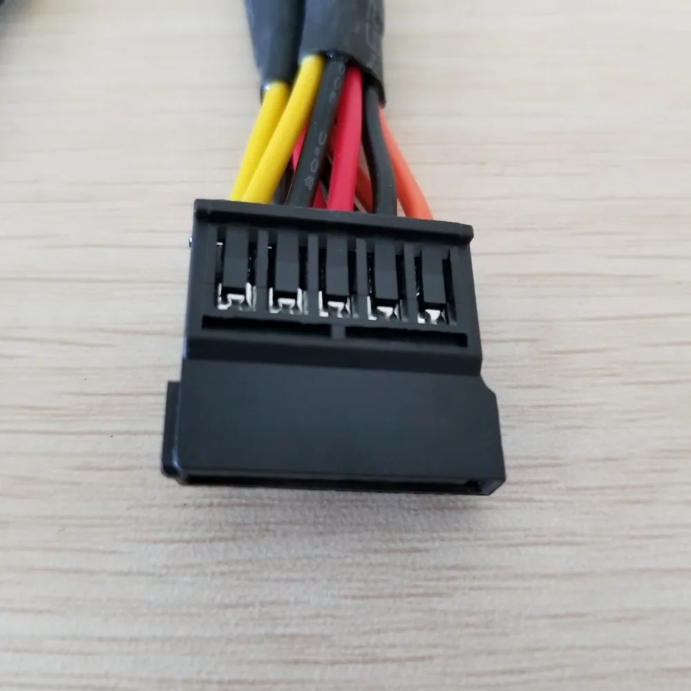 Splitter, 15Pin, DELL, Vostro 3650, 3653, 3655,