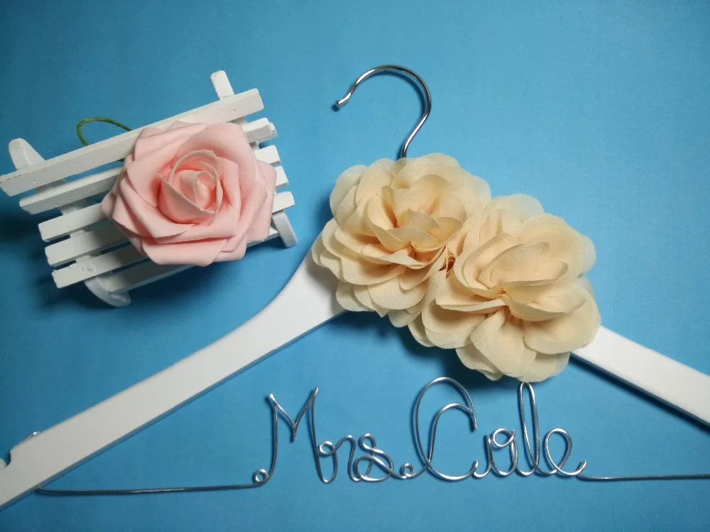 

Free shipping Personalized Wedding Hanger, bridesmaid gifts, name hanger, brides hanger Christmas Gift