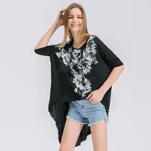 Новая летняя футболка Новинки для женщин поступления Мода Череп Печатные Нерегулярные футболка Женские футболки Повседневное плюс Размеры