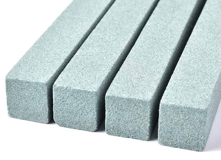 5053017456_1039904121