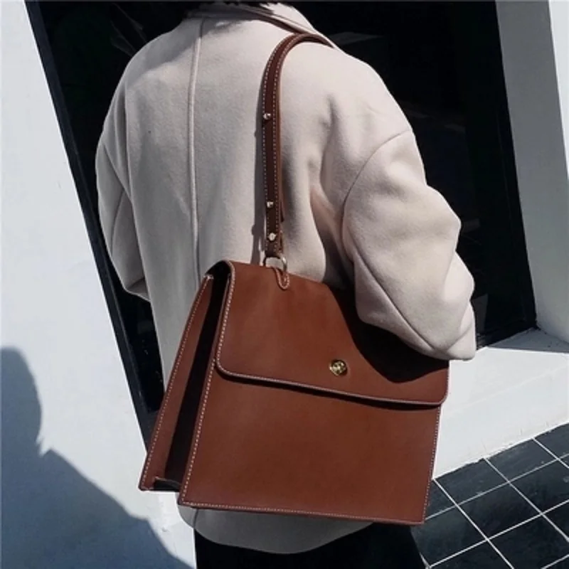 

Fashion briefcase female 2018 new wild diagonal package simple retro handbag large capacity shoulder bag