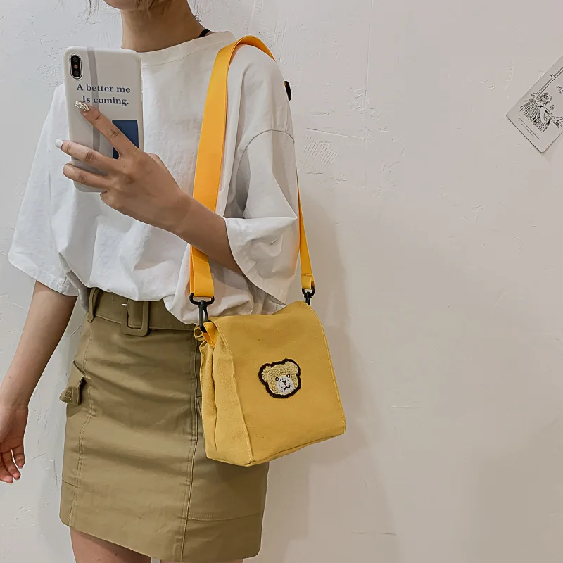 

2019 Summer New Hot Fashion Preppy Style Canvas Messenger Bags for Women Female Casual Cartoon Handbags Shoulder Bags