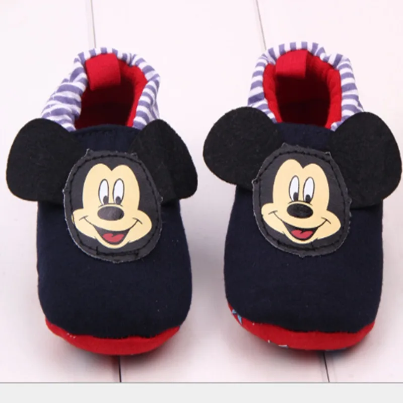 Милые детские тапочки с Микки и Минни; удобная обувь для новорожденных; домашняя обувь с мягкой подошвой для мальчиков и девочек - Цвет: Black